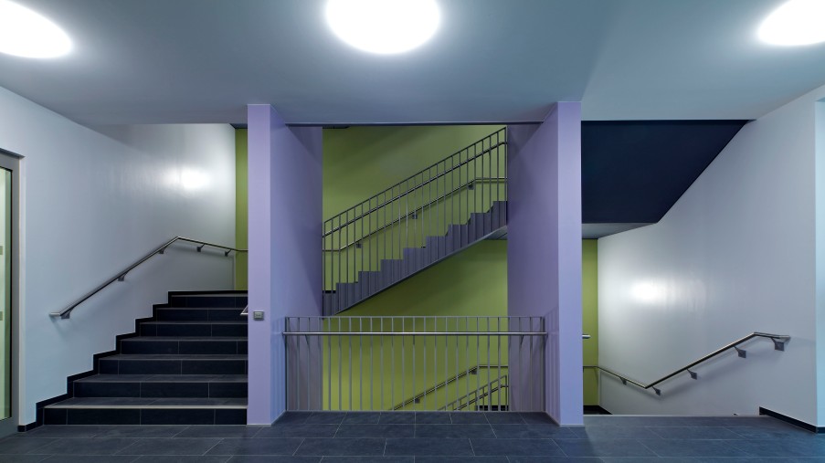 Innenarchitektur des neuen Hauses 11